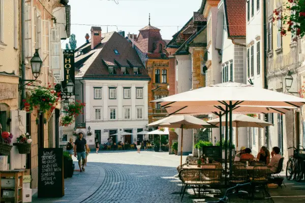 Zastonj parkiranje v Ljubljani